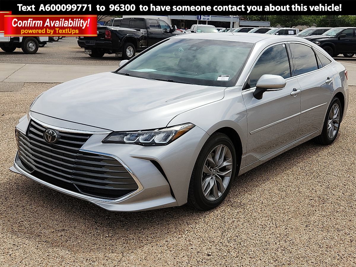 Used 2019 Toyota Avalon XLE w/ Carpet Mat Package FWD image 1