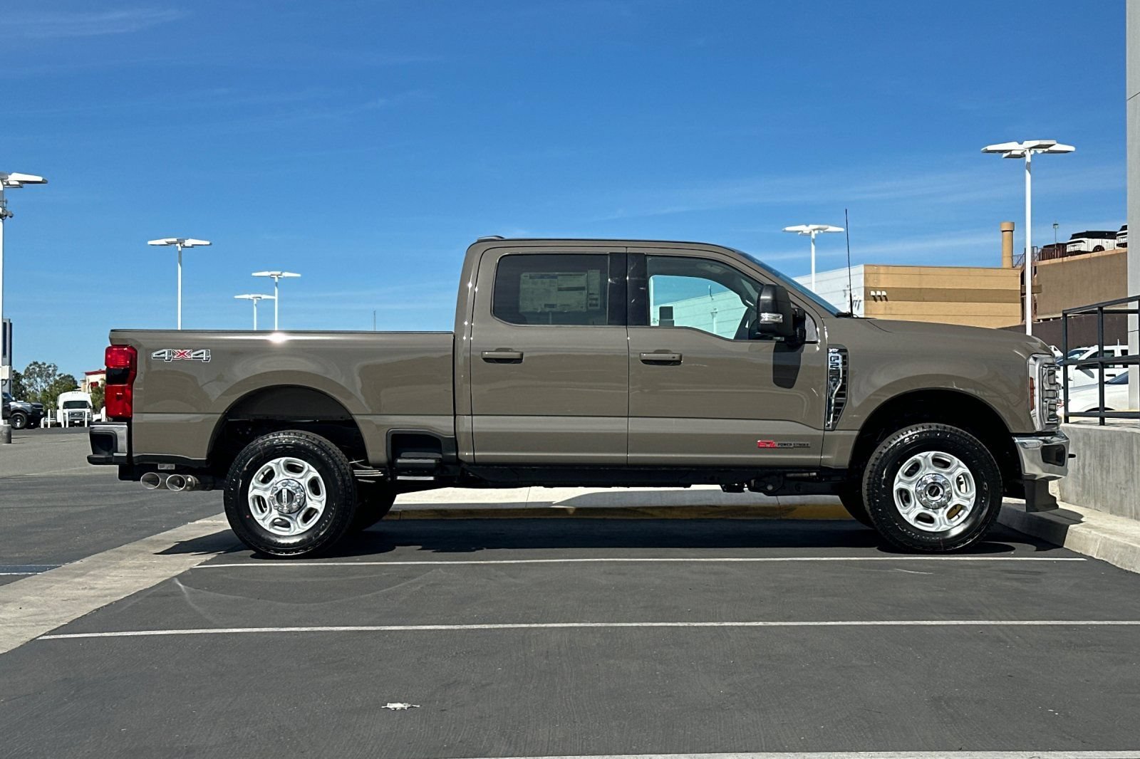 New 2026 Ford F250 XLT w/ XLT Premium Package AWD/4WD image 2