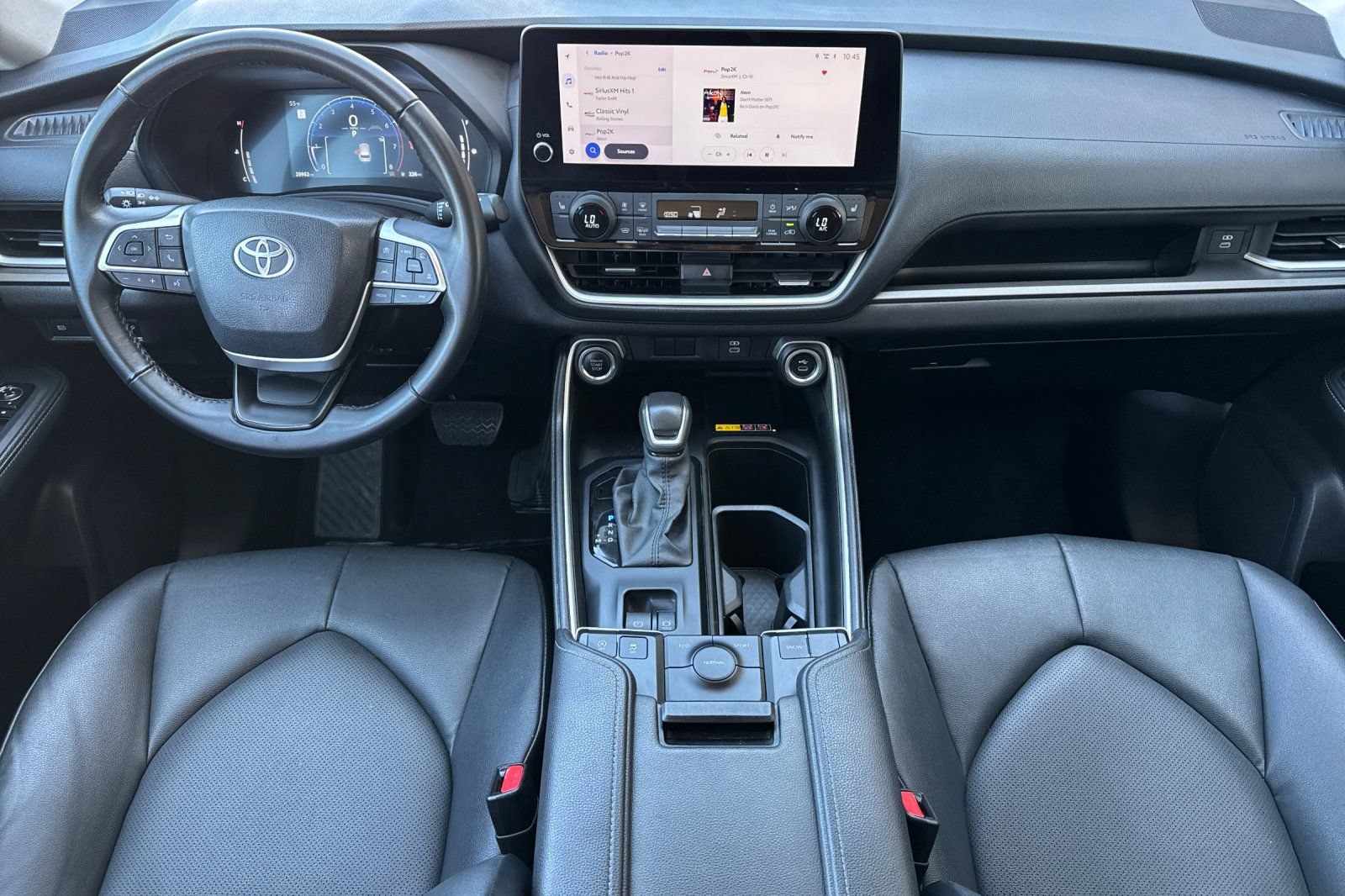 Certified 2025 Toyota Grand Highlander FWD image 16