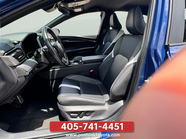 Used 2025 Toyota Camry SE FWD image 16