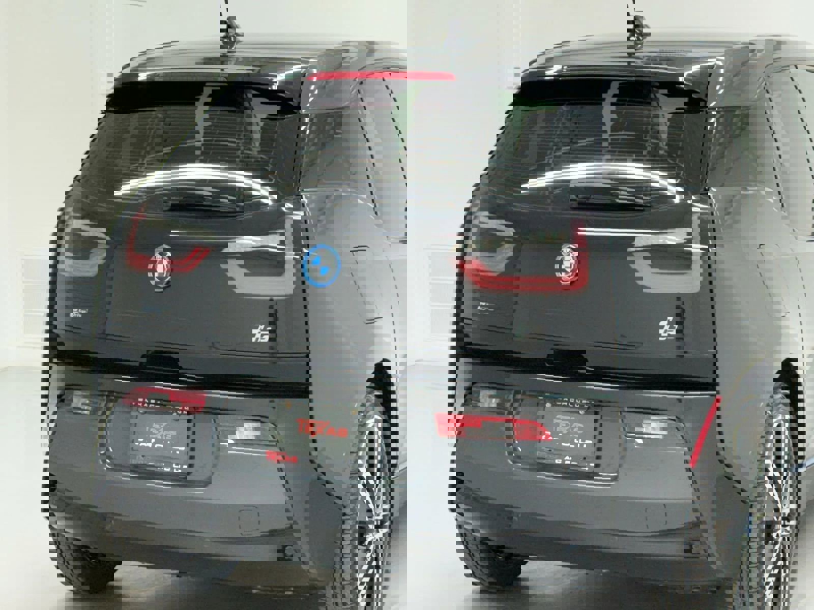 Used 2015 BMW i3 w/ Range Extender image 38