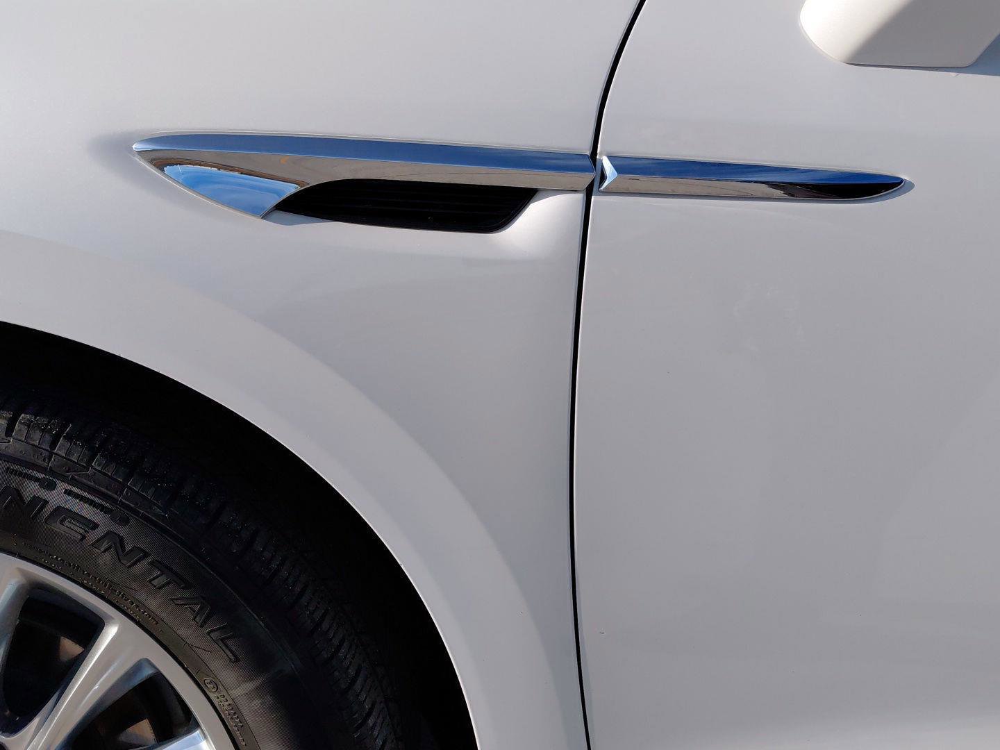 Used 2021 Buick Enclave Premium w/ Sun and Sites Package image 26