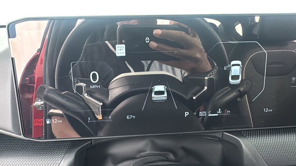 New 2025 Kia K4 GT-Line w/ GT-Line Sunroof Package image 18