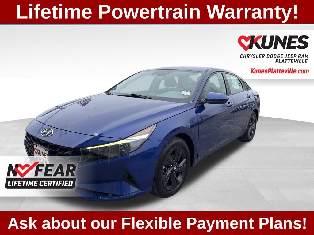 Used 2023 Hyundai Elantra SEL image 5