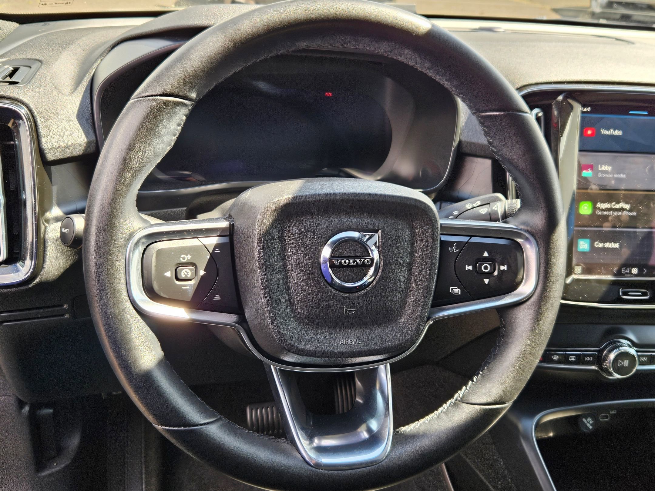 Used 2023 Volvo C40 P8 Recharge Plus image 14