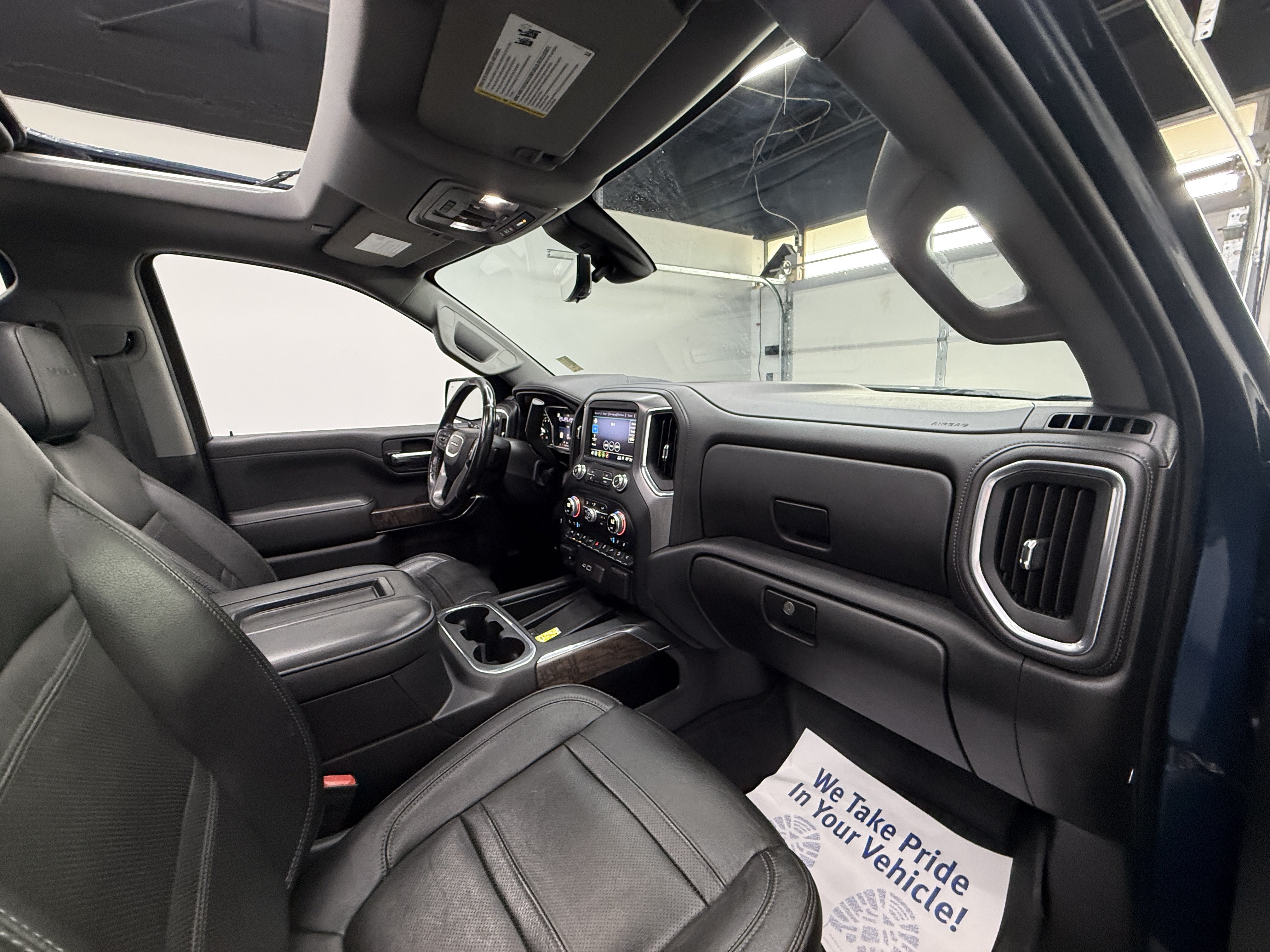 Used 2019 GMC Sierra 1500 Denali w/ Denali Ultimate Package AWD/4WD image 30