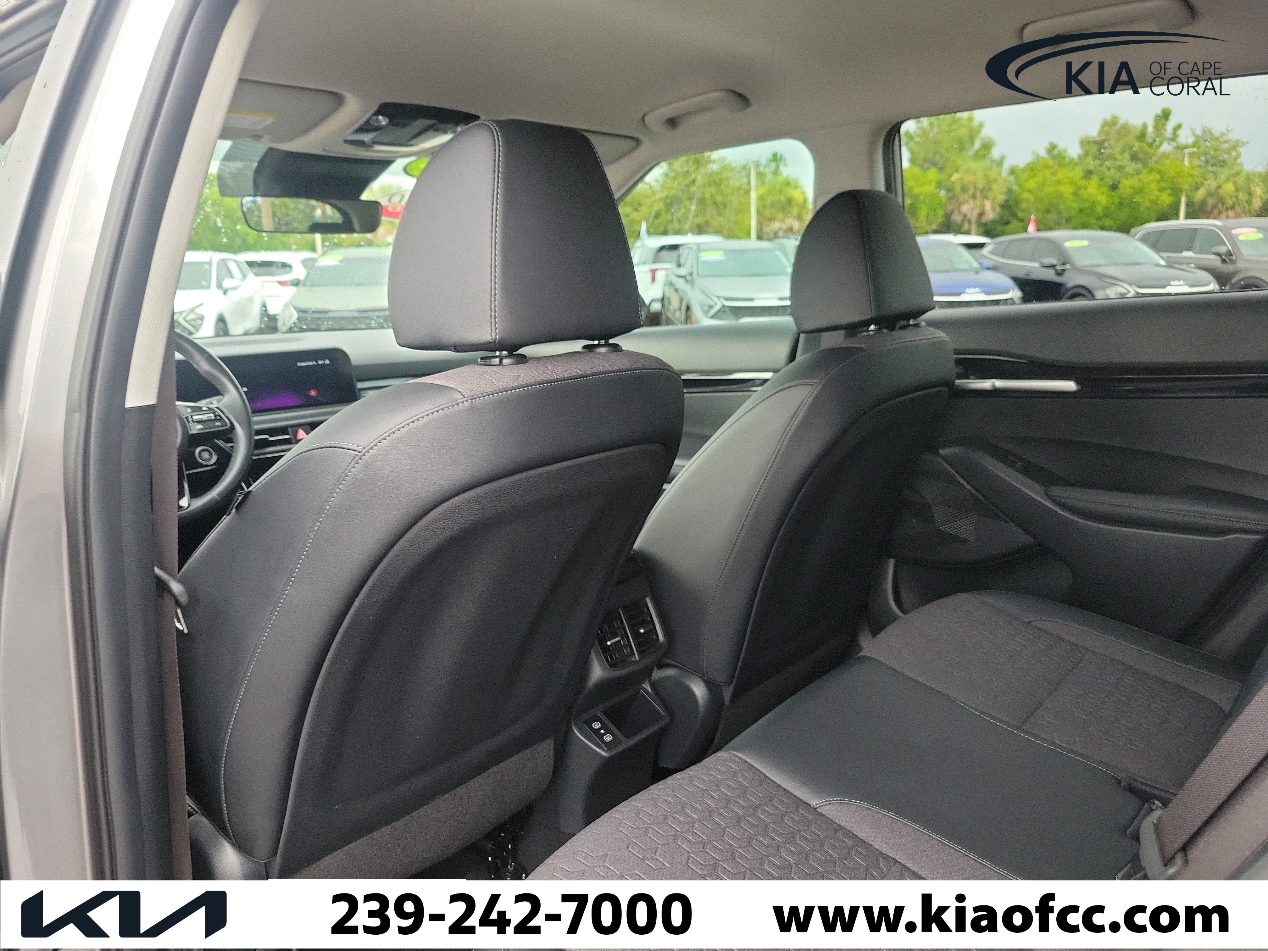 Certified 2025 Kia Seltos X-Line AWD/4WD image 13