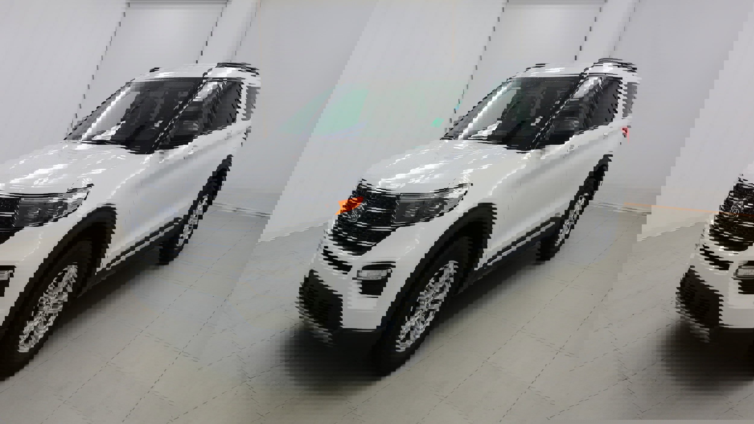 Used 2023 Ford Explorer XLT w/ Equipment Group 202A