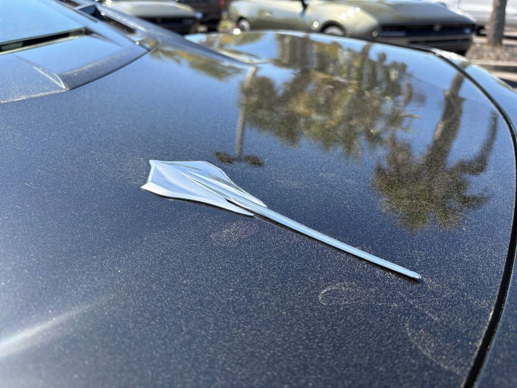 Used 2023 Chevrolet Corvette 2LT w/ Chrome Exterior Badge Package image 9