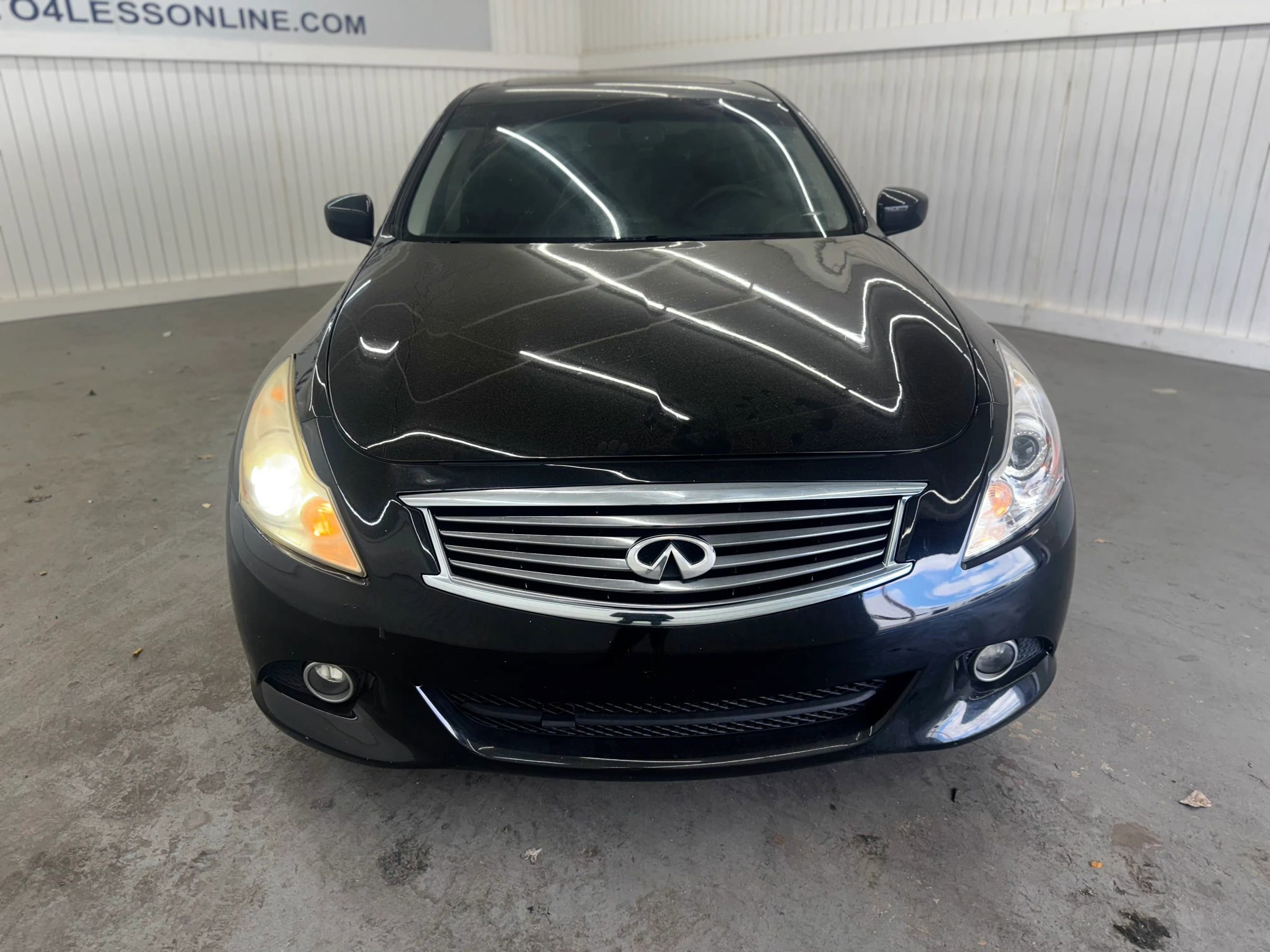 Used 2013 INFINITI G37 x Sedan w/ Premium Pkg image 2