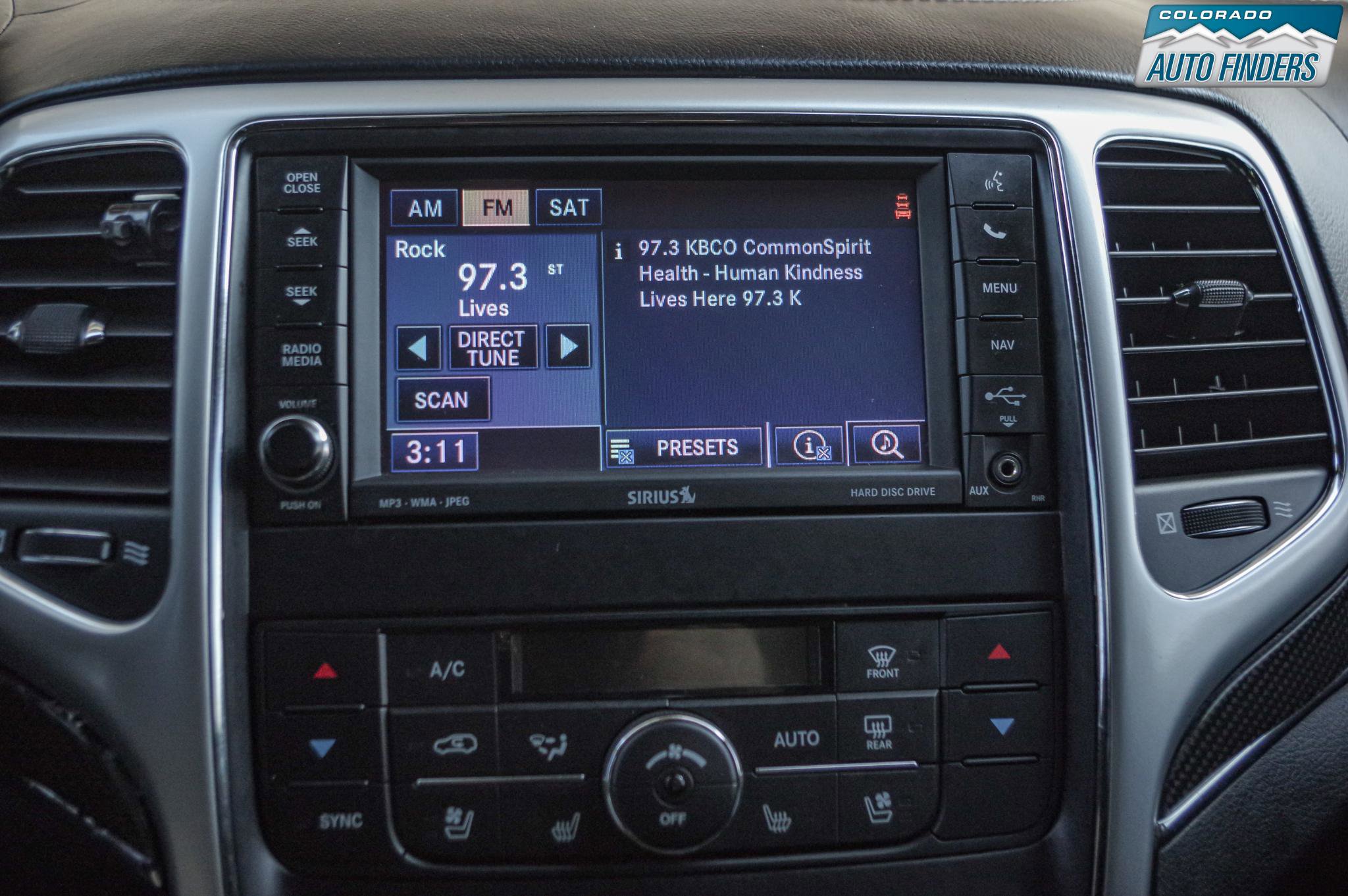 Used 2012 Jeep Grand Cherokee SRT8 w/ Luxury Group II AWD/4WD image 21