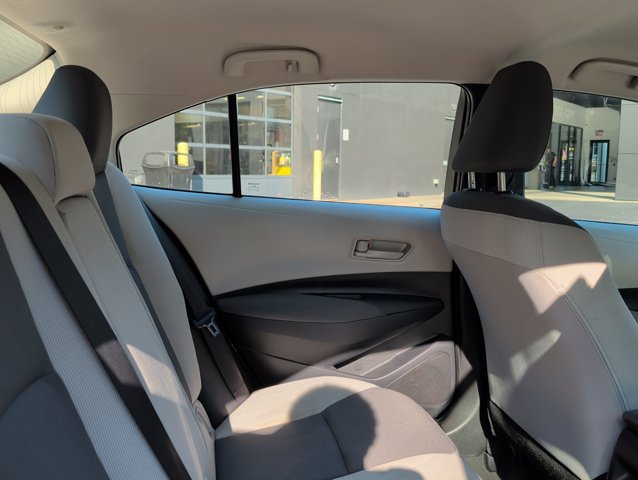 Used 2024 Toyota Corolla LE FWD image 25
