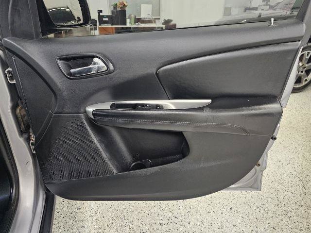 Used 2018 Dodge Journey SE w/ Connectivity Group AWD/4WD image 28