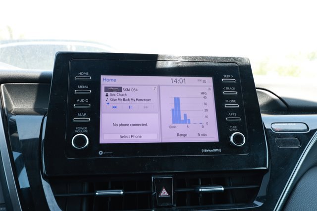 Used 2021 Toyota Camry SE w/ Convenience Package FWD image 16