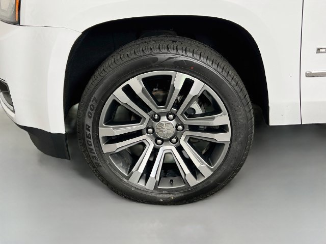 Used 2019 GMC Yukon XL Denali w/ Denali Ultimate Package AWD/4WD image 31