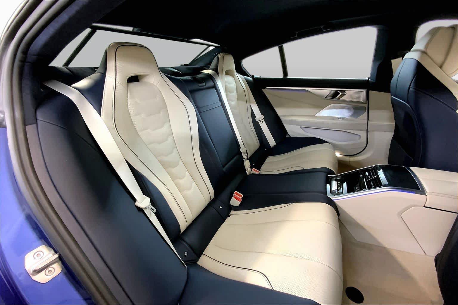 Used 2025 BMW ALPINA B8 xDrive Gran Coupe AWD/4WD image 19