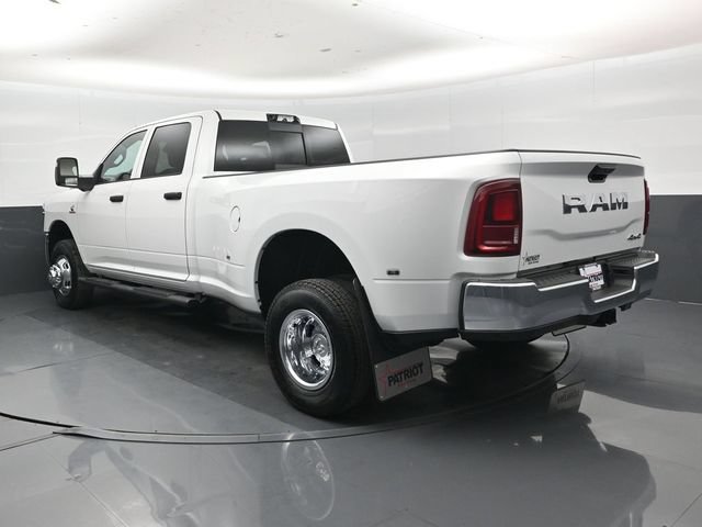 New 2026 RAM 3500 Tradesman AWD/4WD image 23