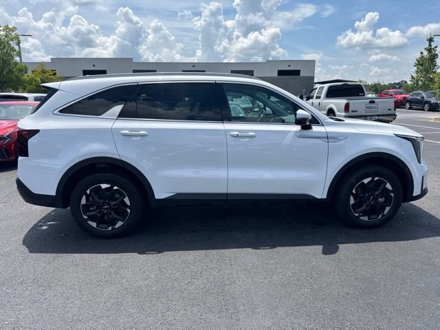 Certified 2024 Kia Sorento S AWD/4WD image 6