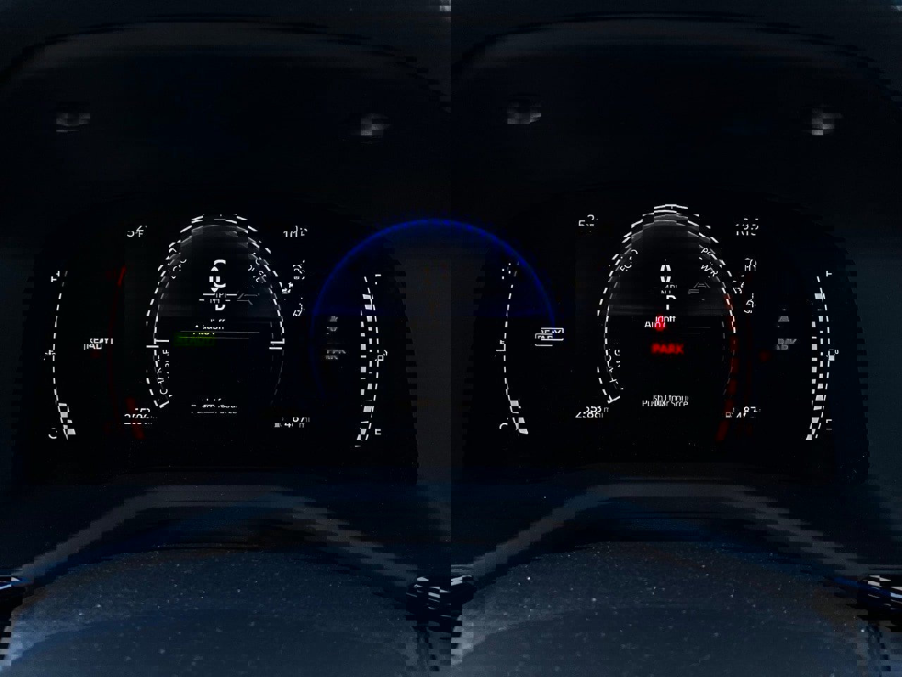 Used 2025 Toyota Camry LE image 35