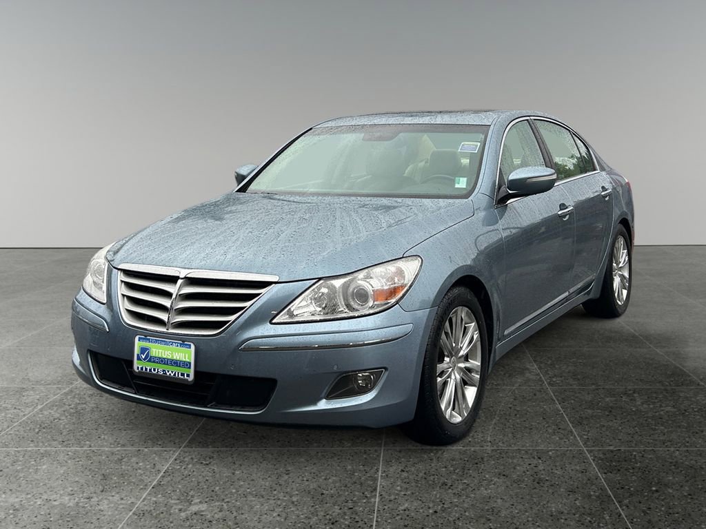 Used 2011 Hyundai Genesis 4.6 image 6