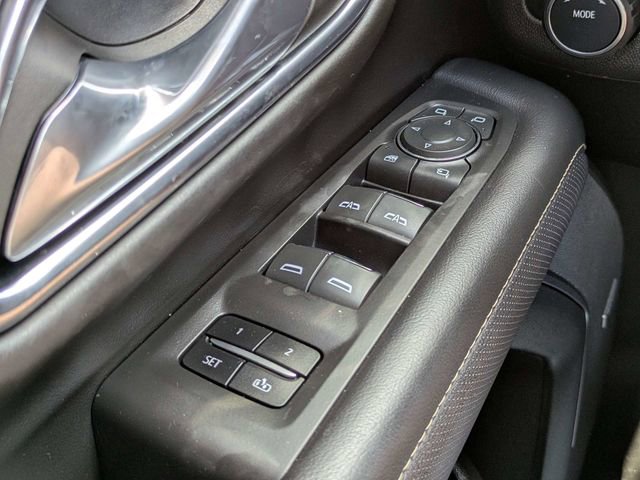 Used 2023 Chevrolet Suburban Premier RWD image 26