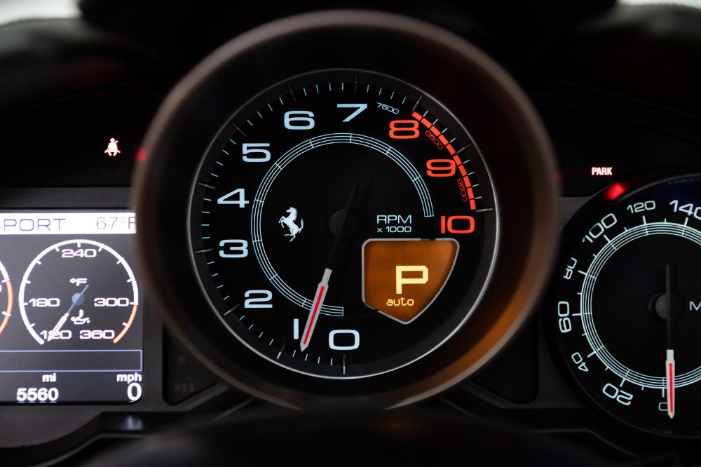 Used 2011 Ferrari California image 85