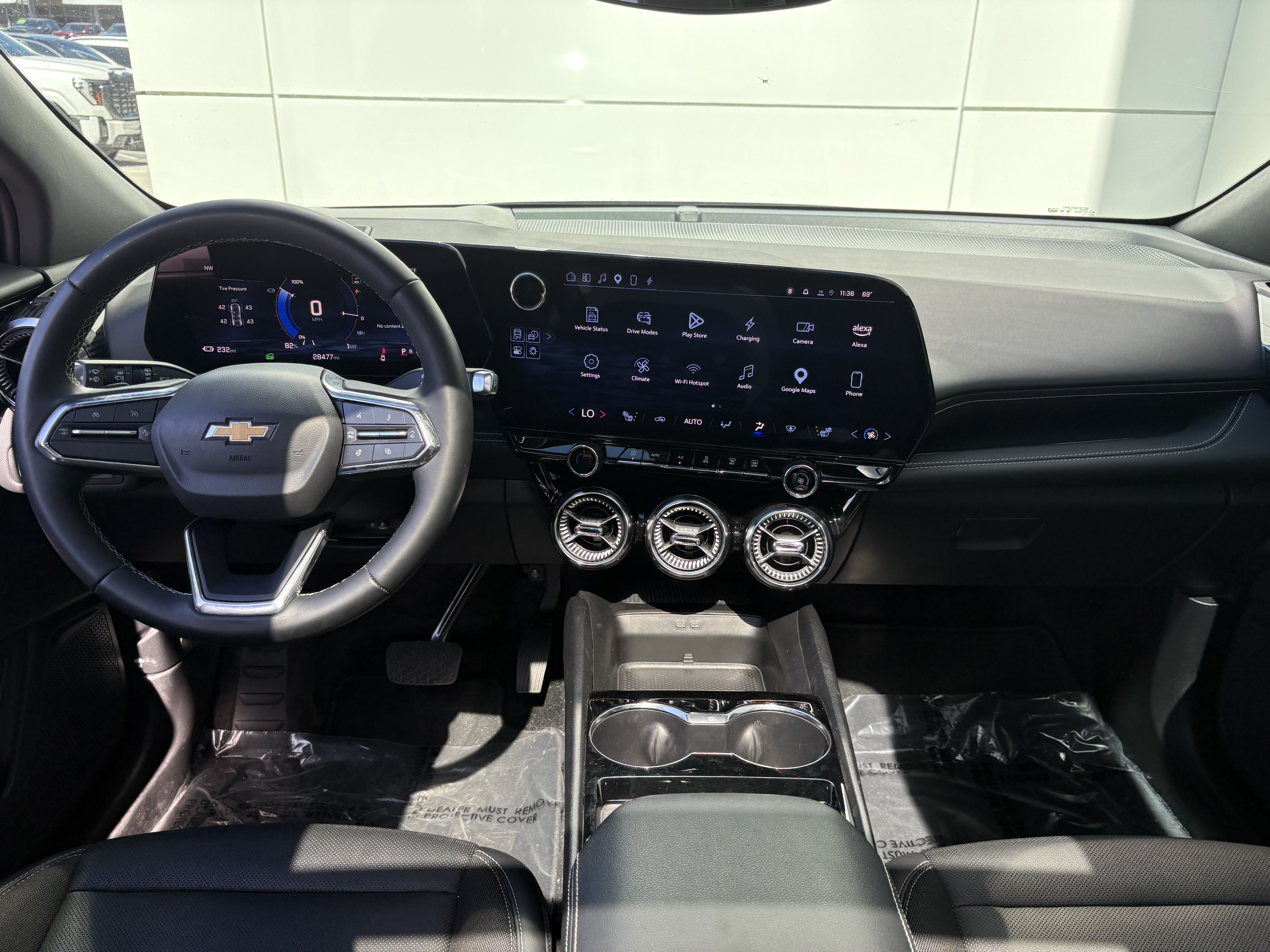 Used 2024 Chevrolet Blazer EV LT AWD/4WD image 19