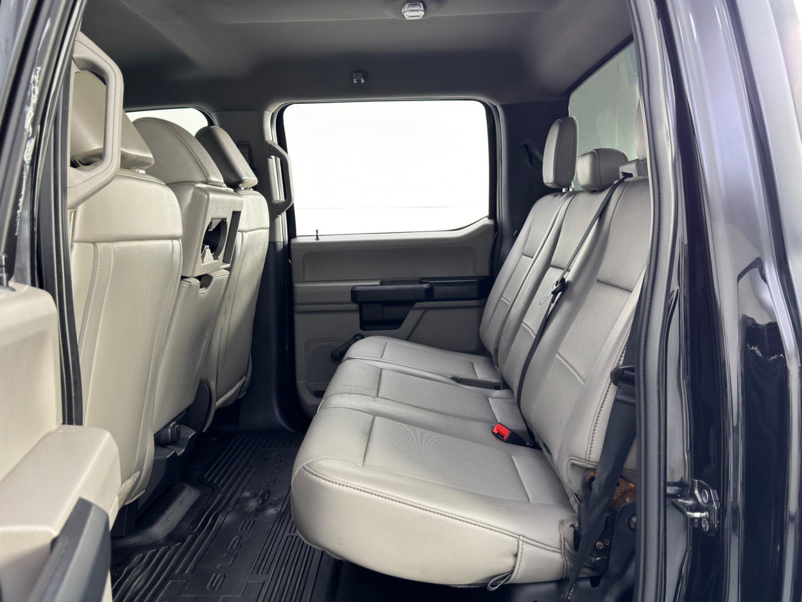 Used 2022 Ford F250 XL w/ STX Appearance Package image 33