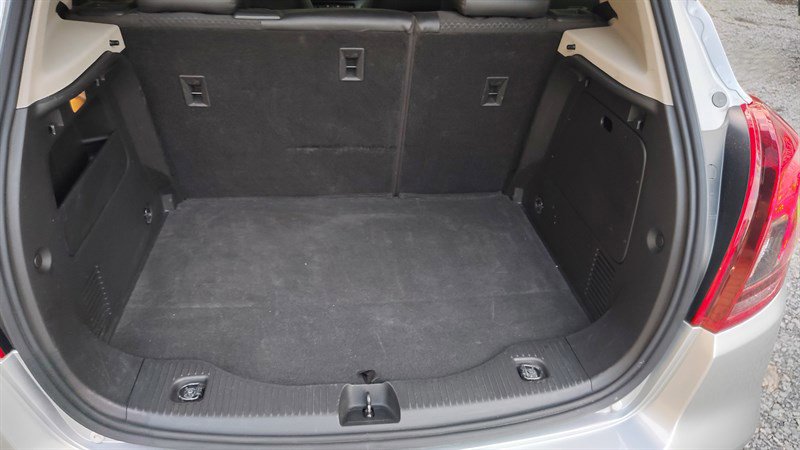 Used 2018 Buick Encore Preferred AWD/4WD image 16