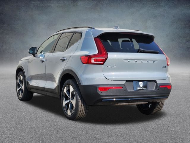 New 2026 Volvo XC40 B5 Plus w/ Protection Package Premier AWD/4WD image 5
