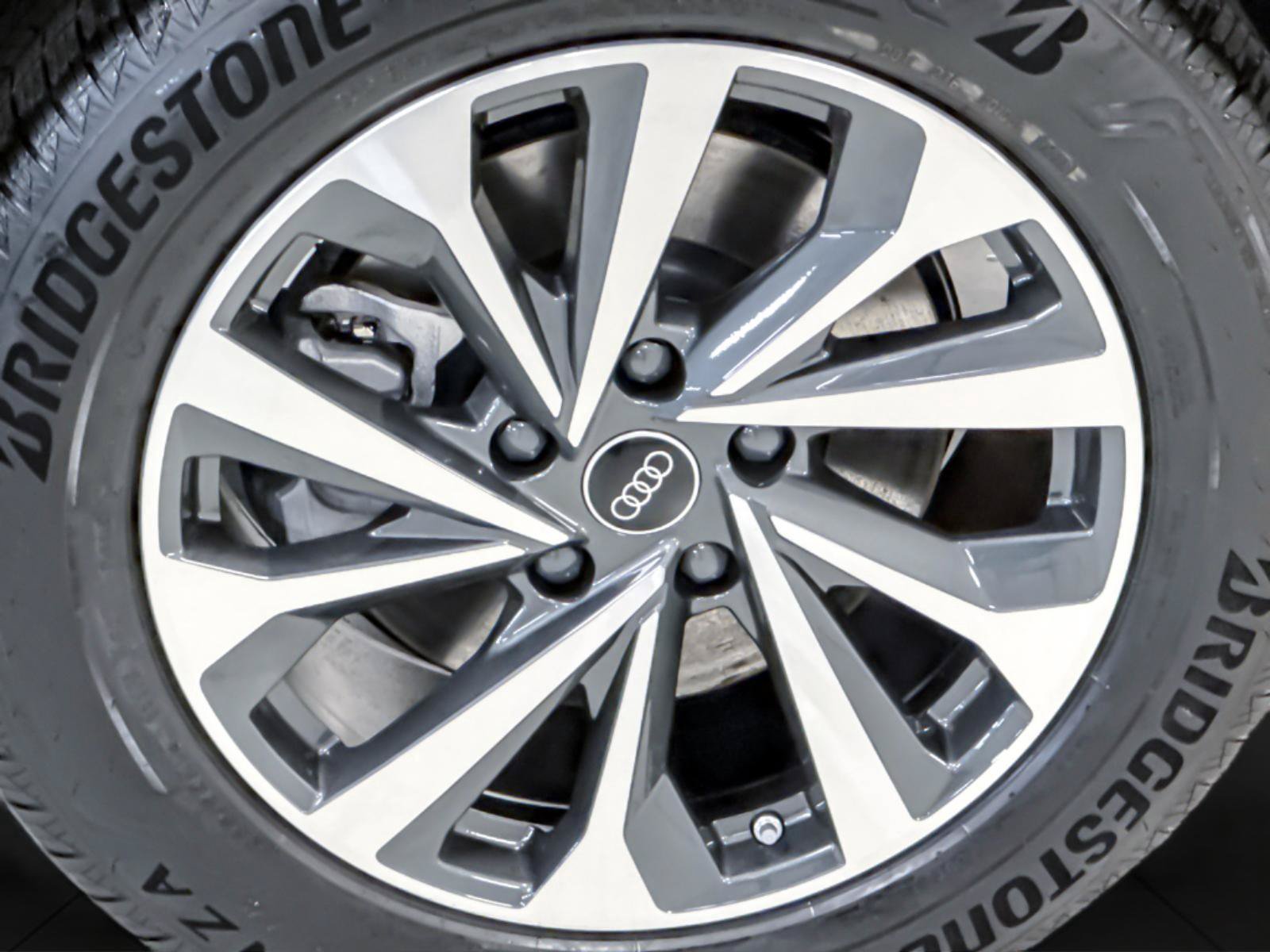 New 2027 Audi Q6 e-tron Premium AWD/4WD image 25