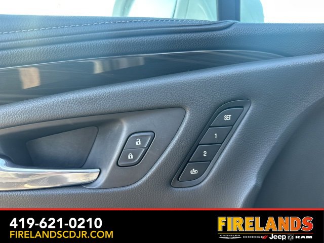 Used 2019 Buick Envision Premium w/ Driver Confidence Package image 22