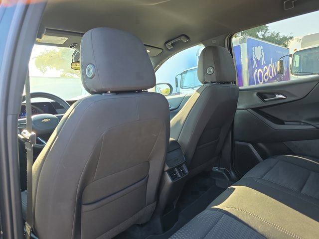 Used 2025 Chevrolet Equinox LT AWD/4WD image 14