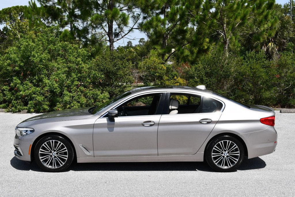 Used 2017 BMW 530i RWD image 3