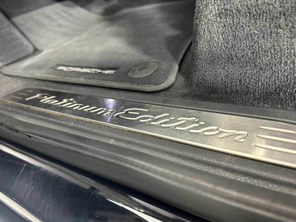 Used 2017 Porsche Cayenne Platinum Edition AWD/4WD image 15