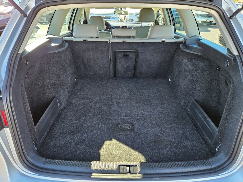 Used 2007 Volkswagen Passat 2.0T image 8