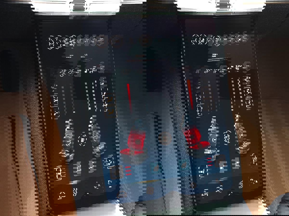 Used 2023 Lucid Air Touring image 33