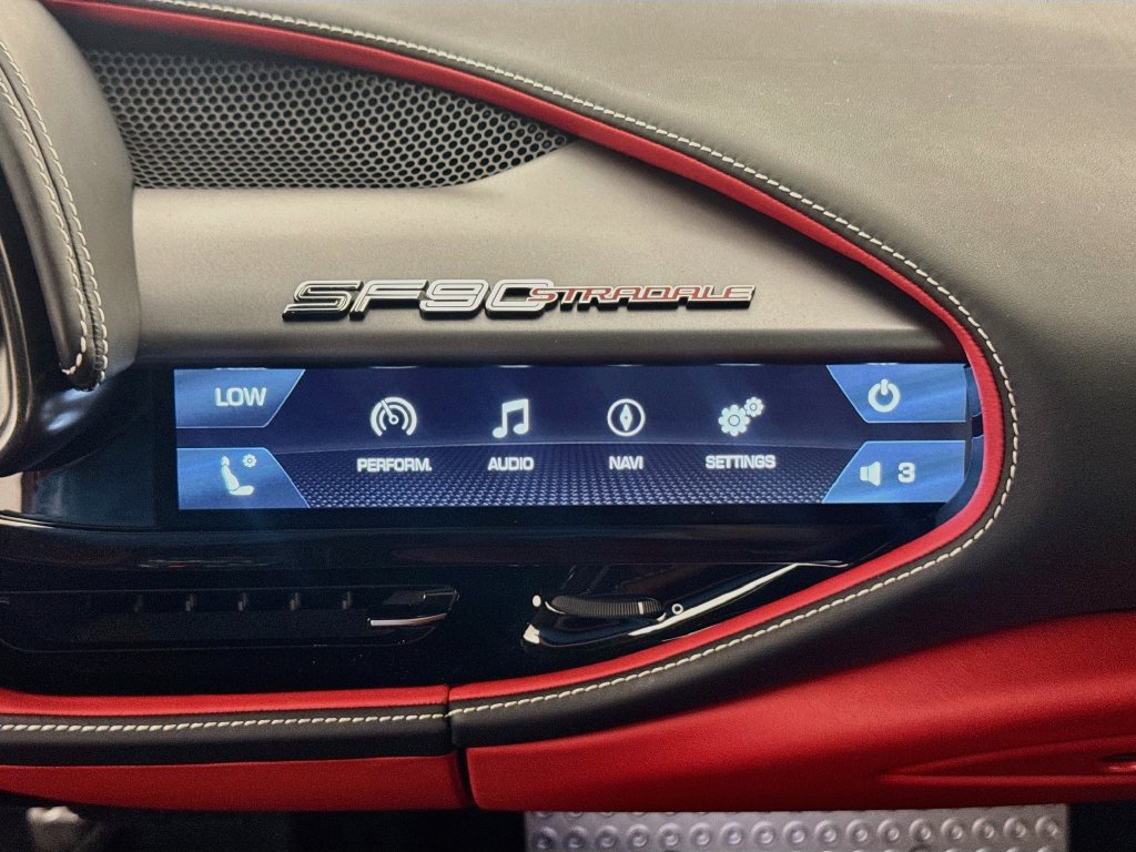 Used 2022 Ferrari SF90 Stradale AWD/4WD image 15