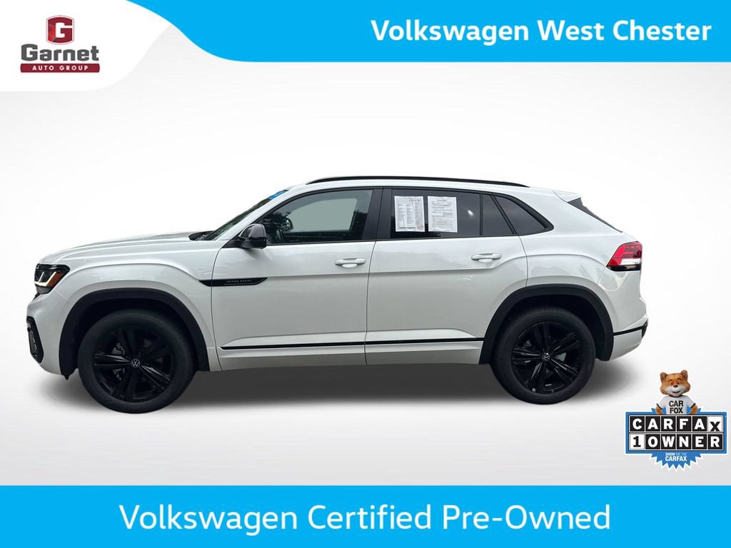 Certified 2023 Volkswagen Atlas Cross Sport SEL R-Line AWD/4WD image 2