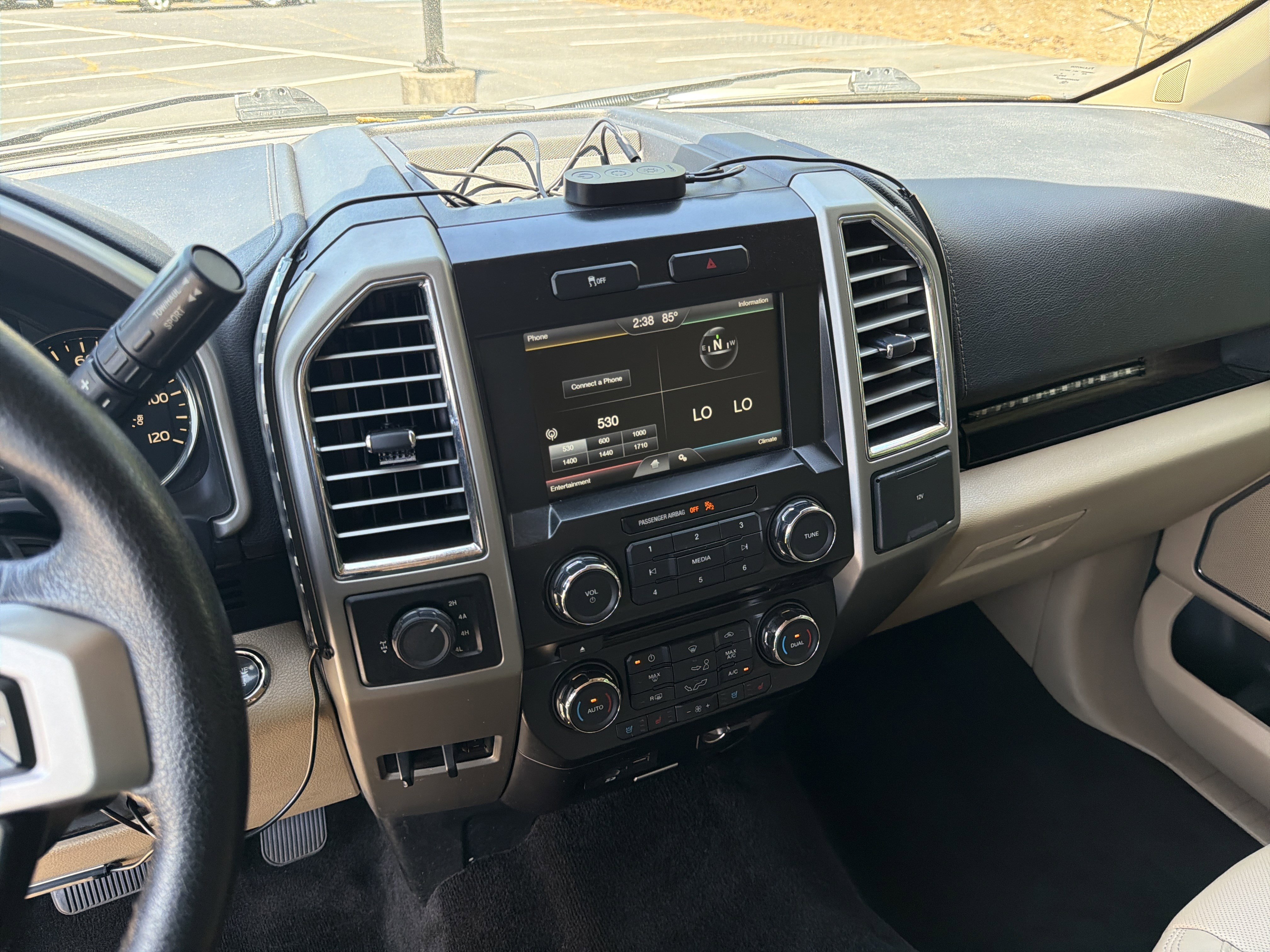 Used 2015 Ford F150 Lariat w/ Trailer Tow Package AWD/4WD image 33