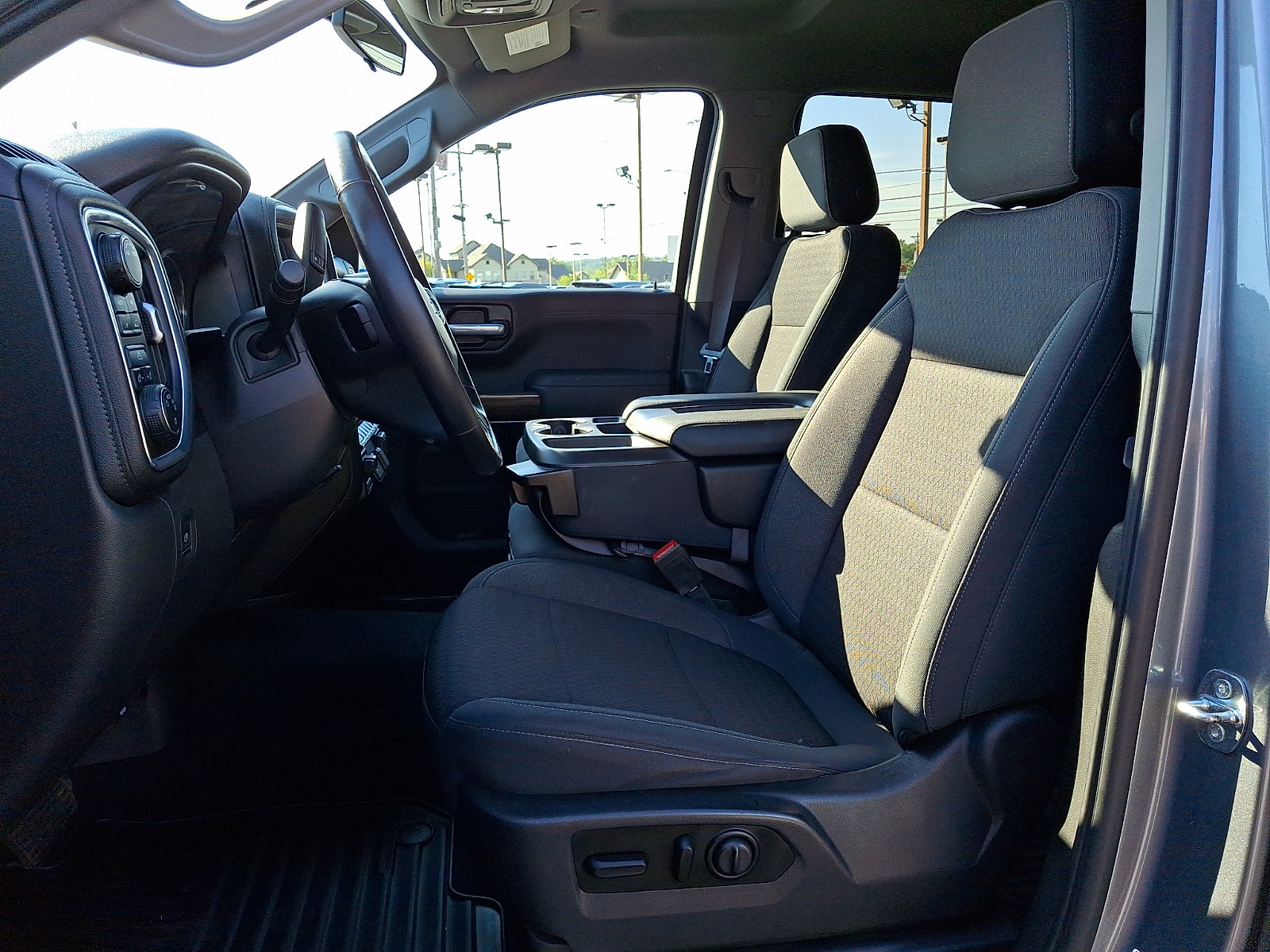 Used 2021 Chevrolet Silverado 1500 LT w/ Convenience Package II AWD/4WD image 14