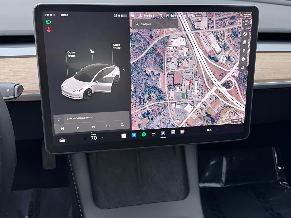 Used 2021 Tesla Model 3 Standard Range Plus image 7