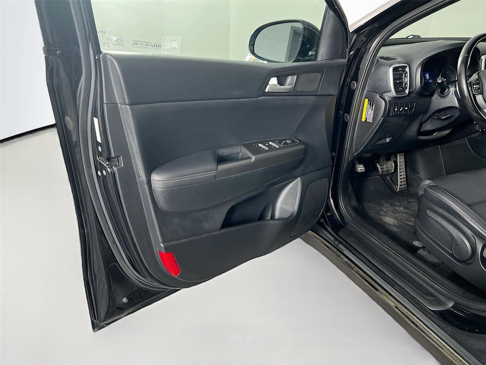 Used 2020 Kia Sportage S w/ S Sunroof Package AWD/4WD image 16