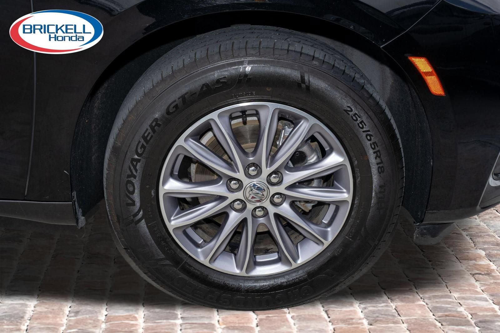Used 2024 Buick Enclave Essence w/ Technology Package FWD image 42