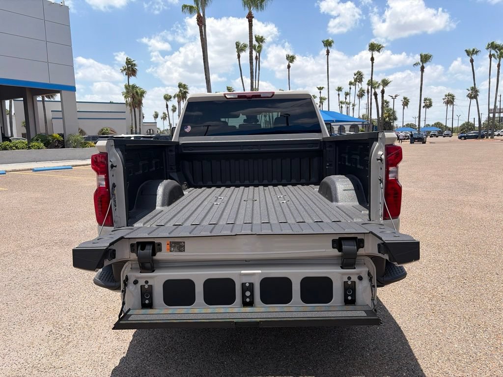 New 2026 Chevrolet Silverado 2500 Custom w/ Custom Value Package AWD/4WD image 6