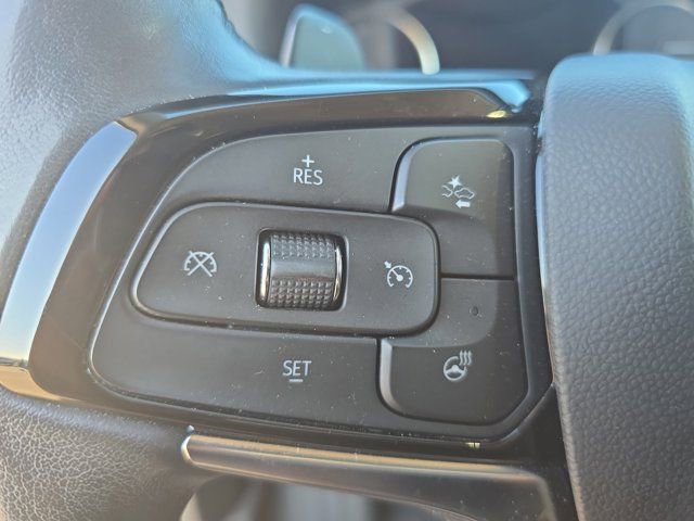 Used 2023 Buick Enclave Avenir image 17