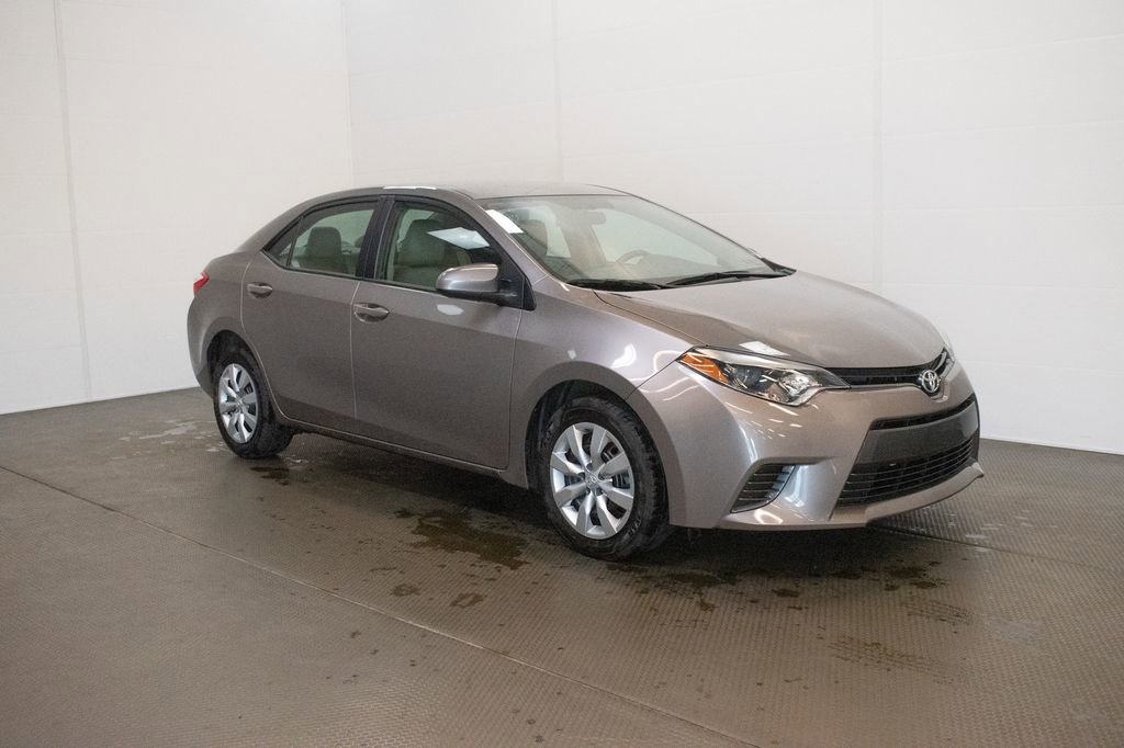 Used 2016 Toyota Corolla LE FWD video 1