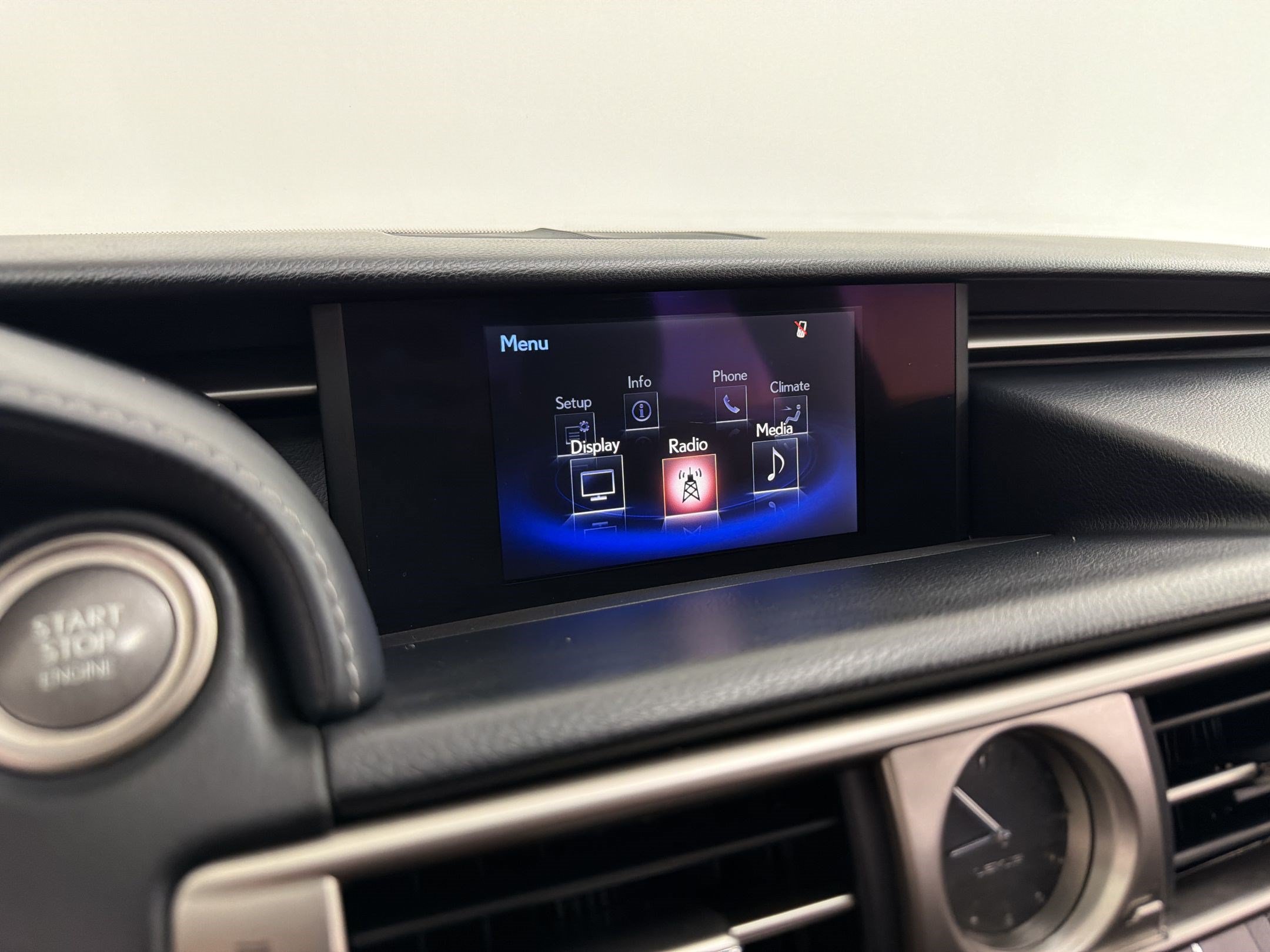 Used 2016 Lexus IS 200t w/ F Sport Package RWD image 23