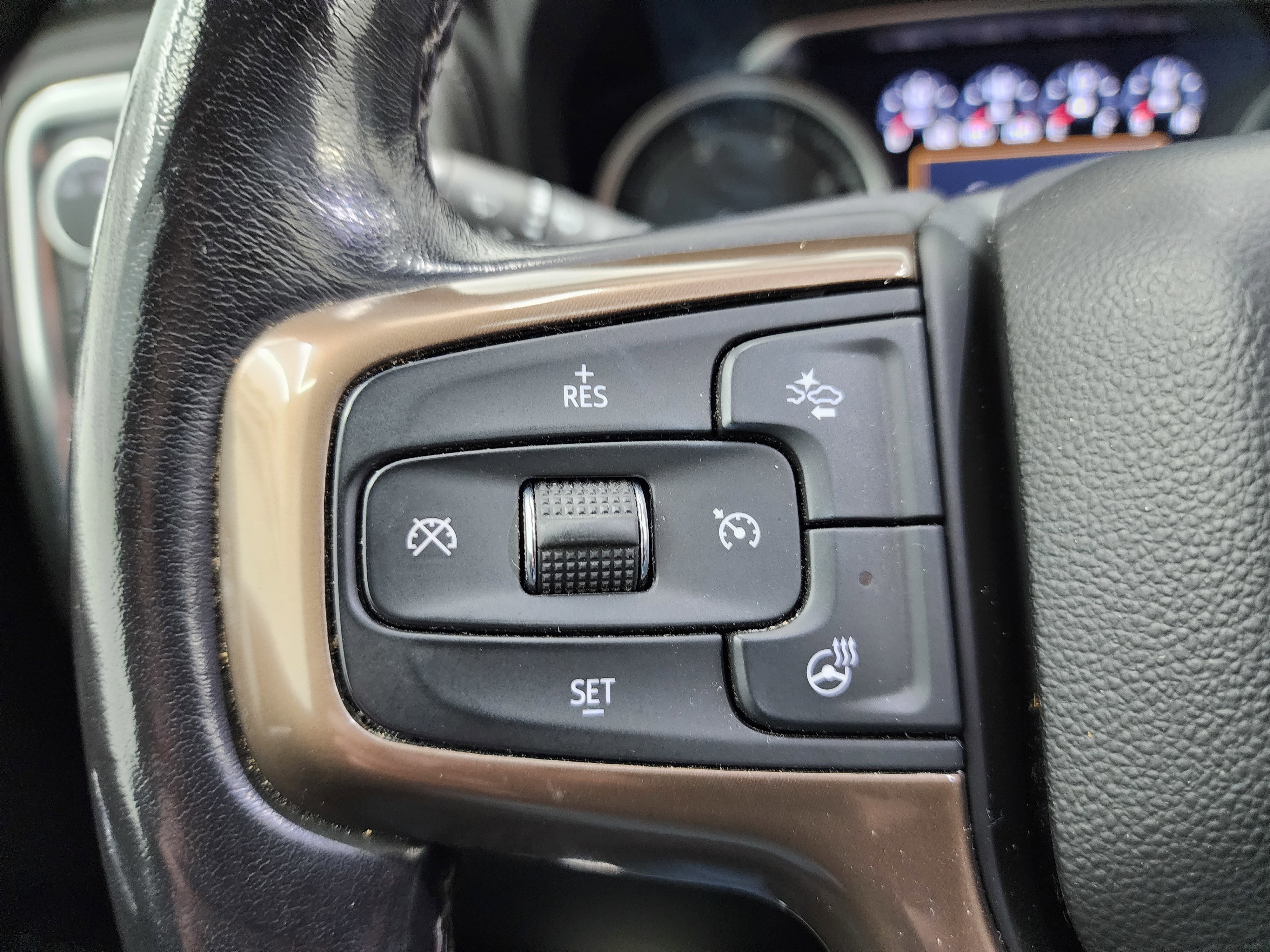 Used 2022 Chevrolet Silverado 3500 High Country image 18