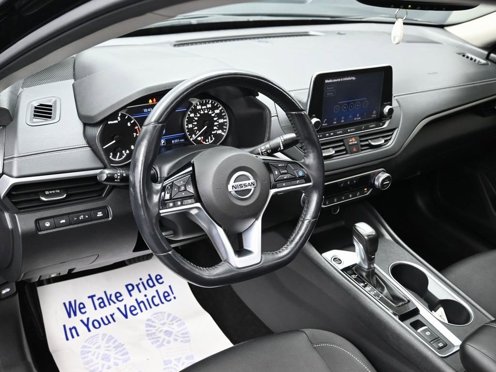 Used 2019 Nissan Altima 2.5 SV image 16
